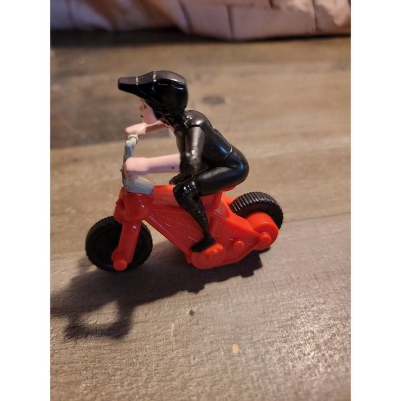 Hotel Transylvania Mavis bike toy figure - Picture 2 of 5